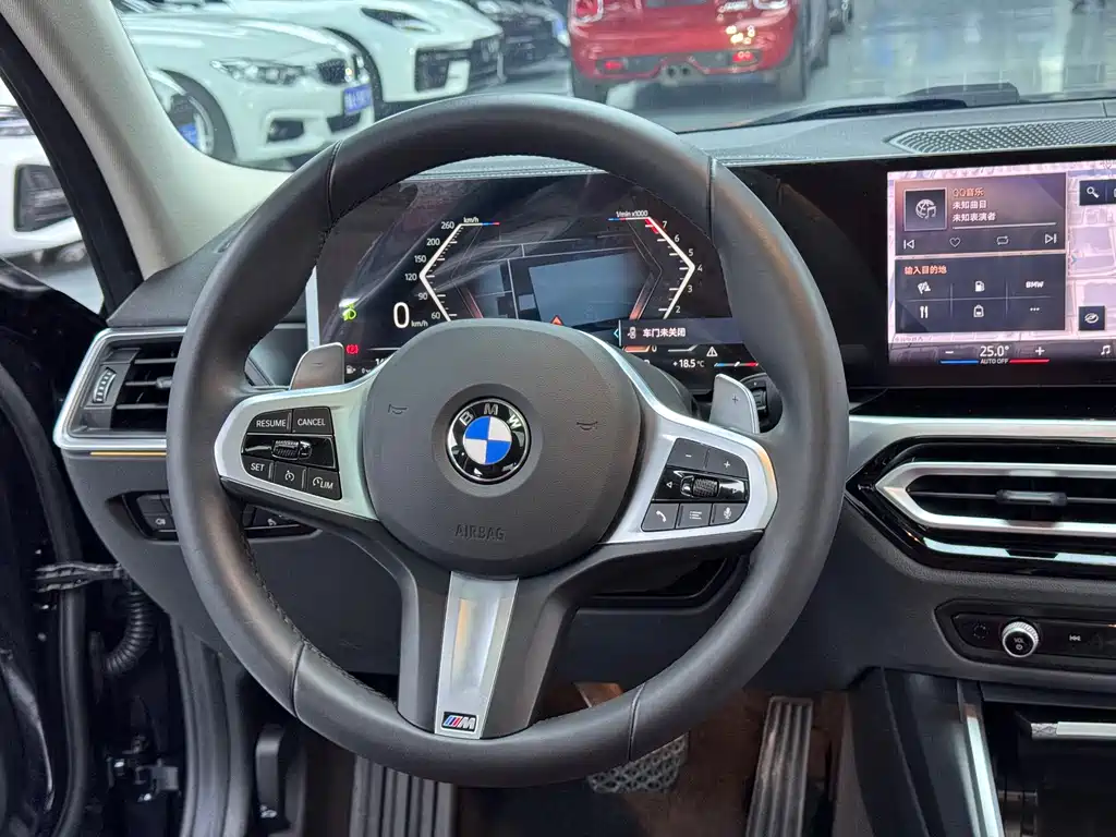 BMW 3 Series 2024 — фото 10
