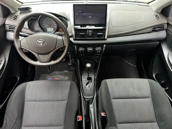 Toyota Vios 2015