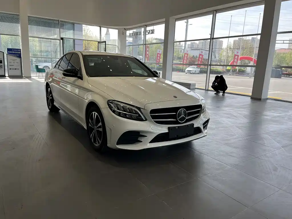 Mercedes-Benz C-Class 2019 — фото 3