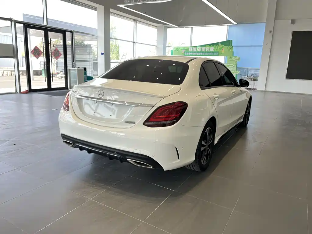 Mercedes-Benz C-Class 2019 — фото 5