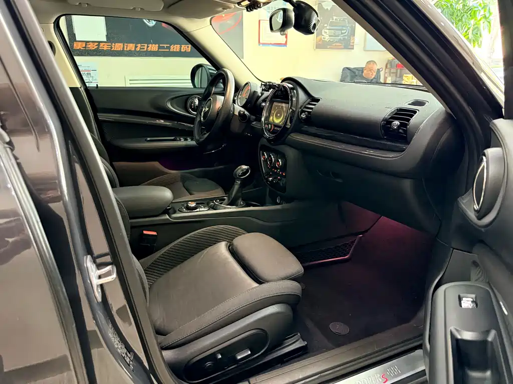 MINI Clubman 2018 — фото 10