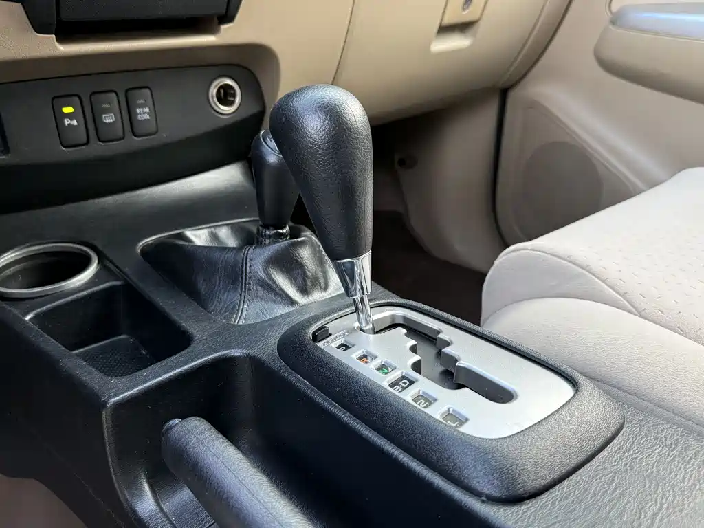 Toyota Fortuner 2016 — фото 17
