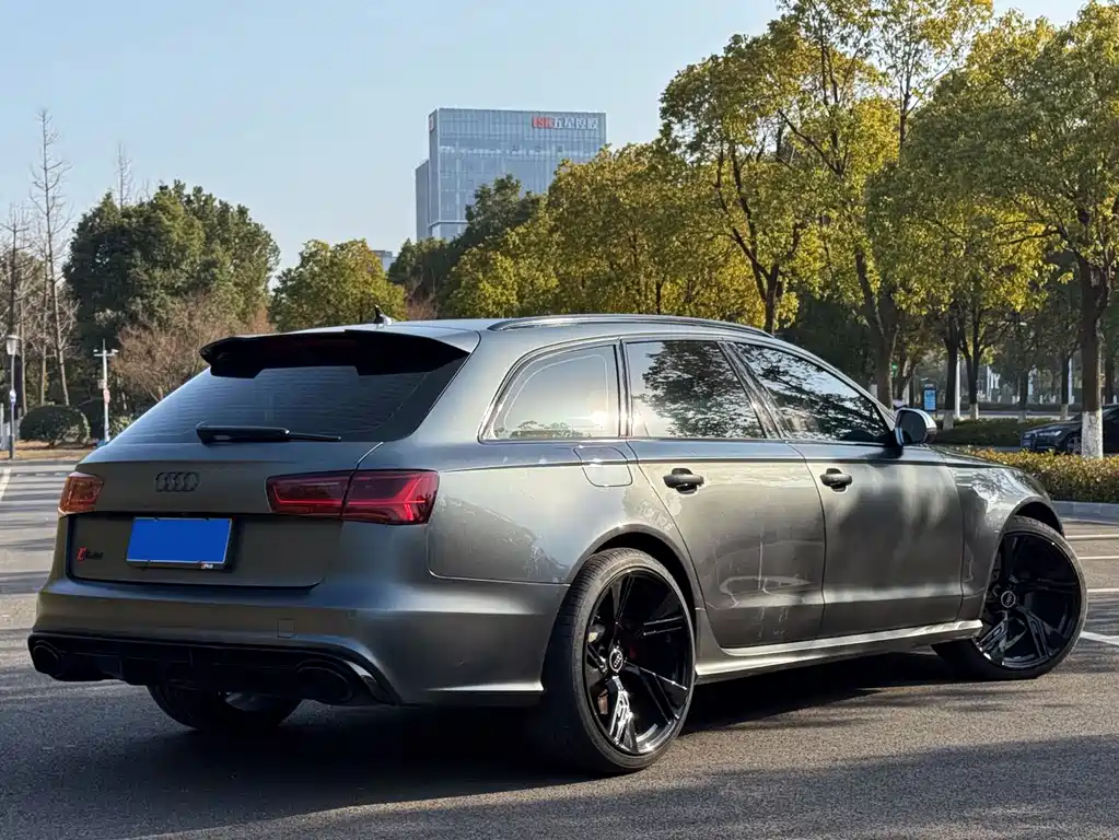 Audi RS 6 2019 — фото 3