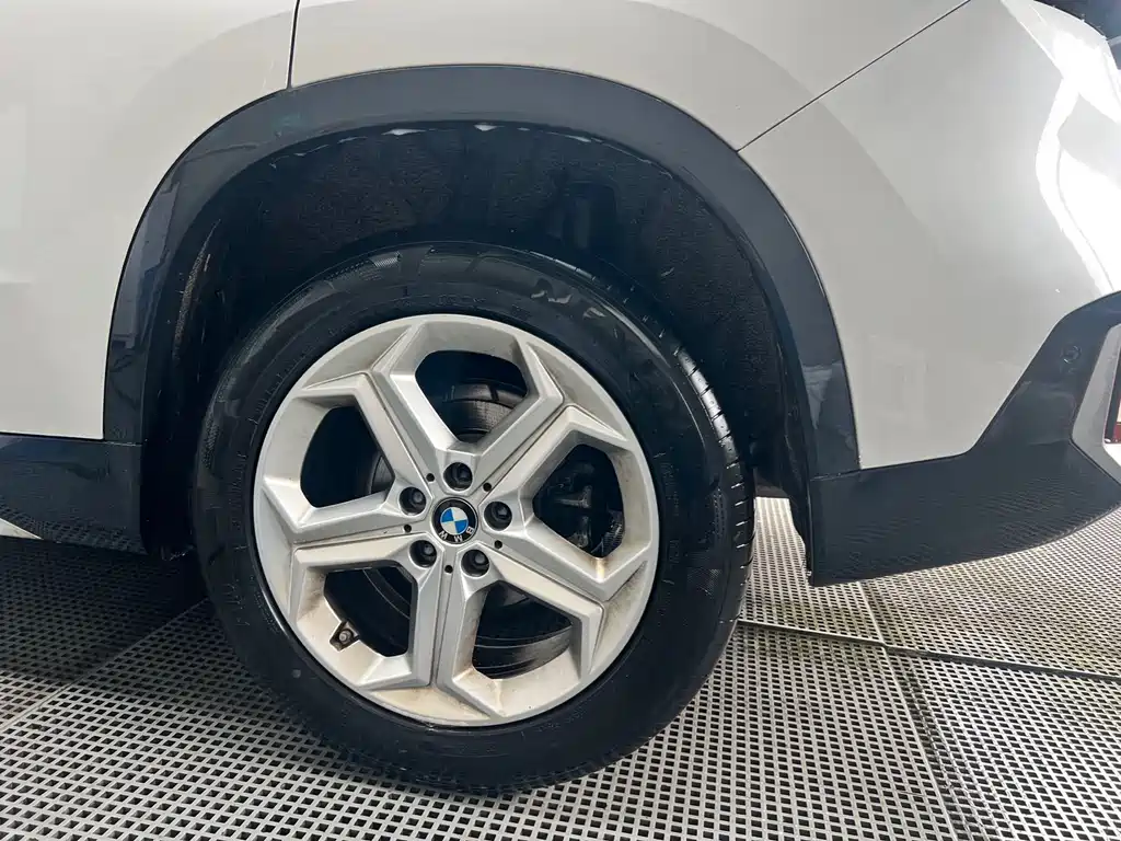 BMW X1 2023 — фото 8