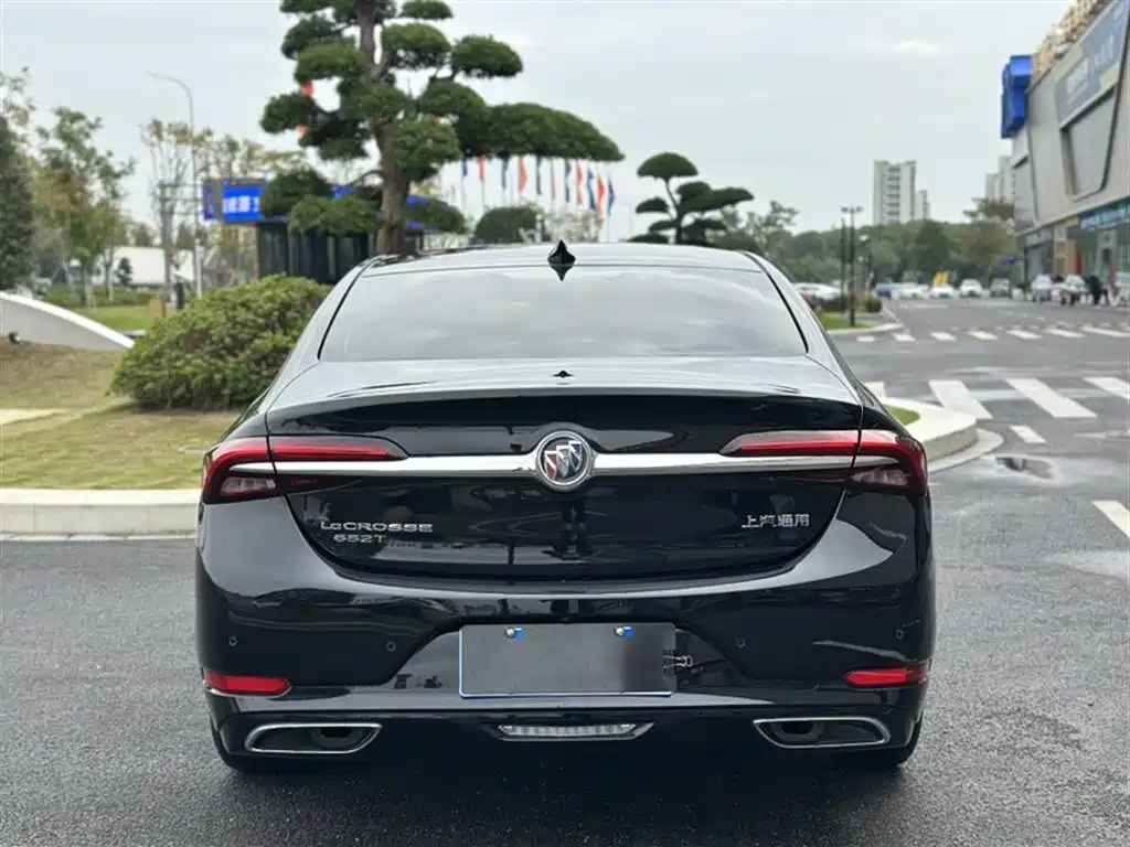 Buick LaCrosse 2022 — фото 12