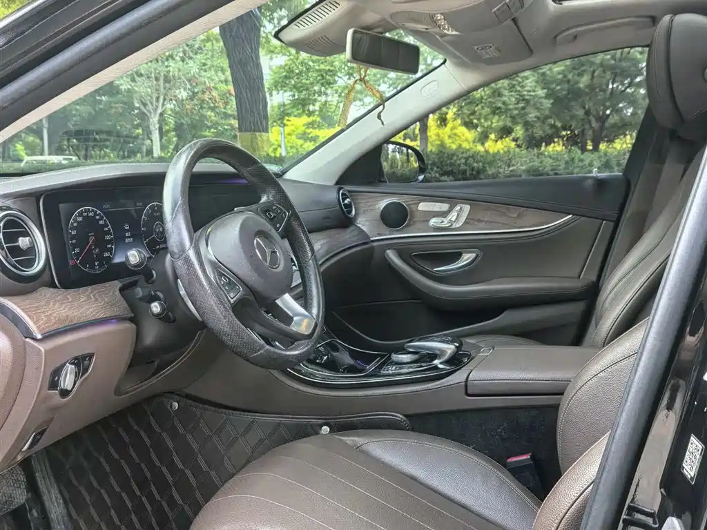 Mercedes-Benz E-Class 2016