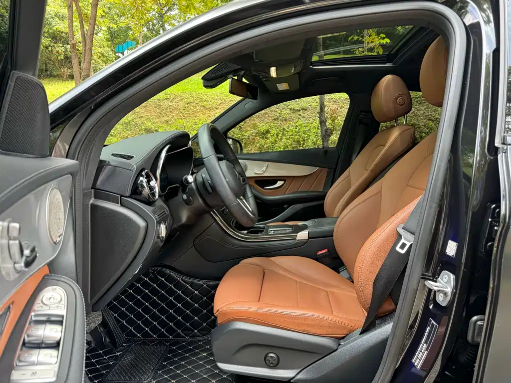 Mercedes-Benz GLC Coupe 2020 — фото 14