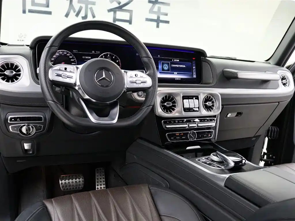 Mercedes-Benz G-Class 2025 — фото 9
