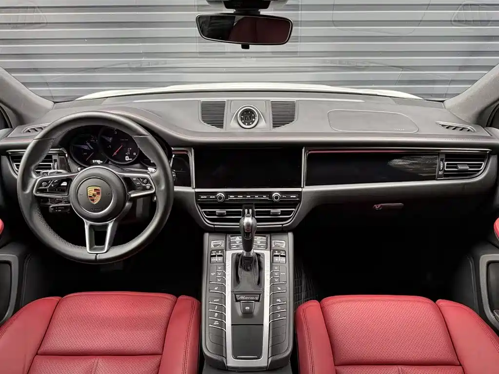 Porsche Macan 2021 — фото 5