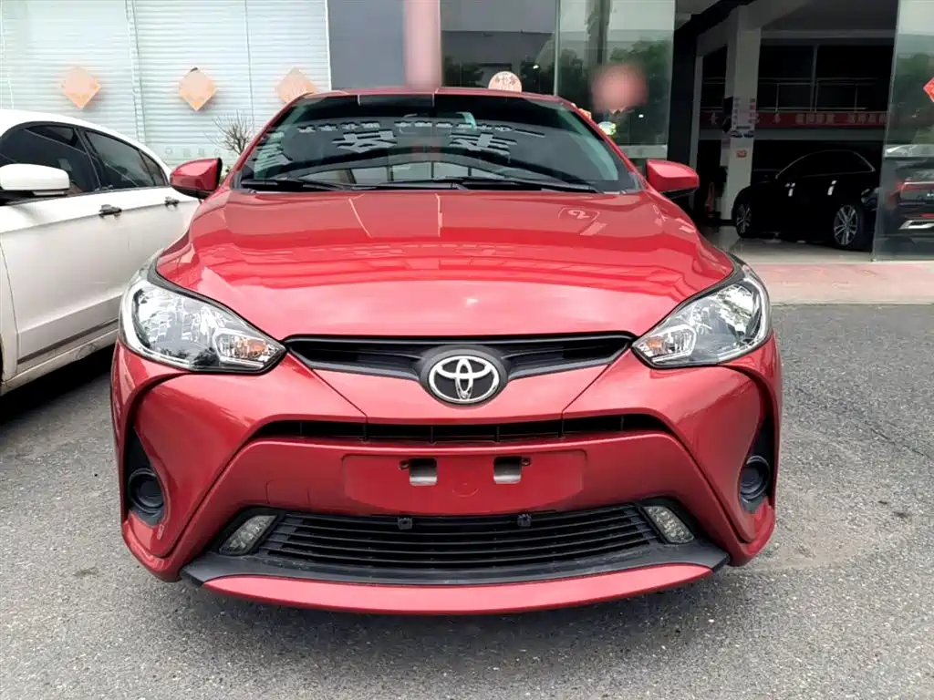 Toyota Yaris L 2018 — фото 3