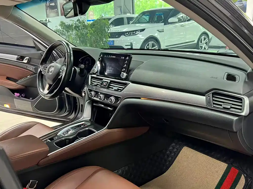 Honda Accord 2020 — фото 15