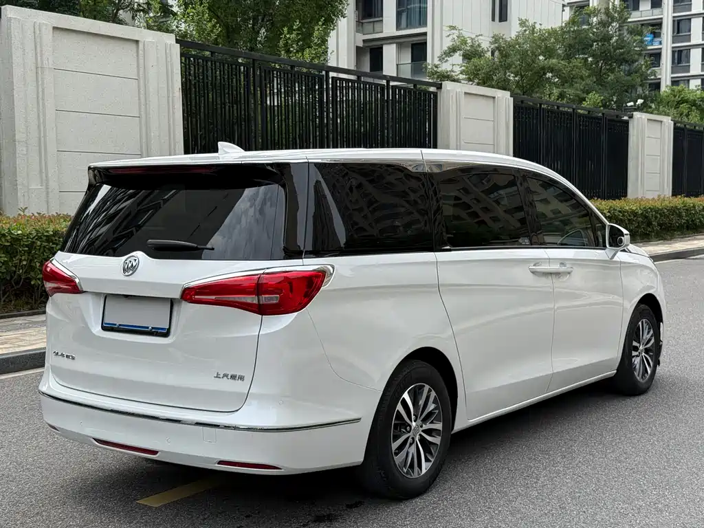 Buick GL8 2020