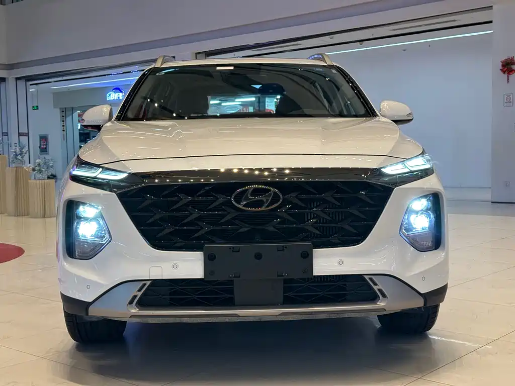 Hyundai Santa Fe 2023 — фото 2