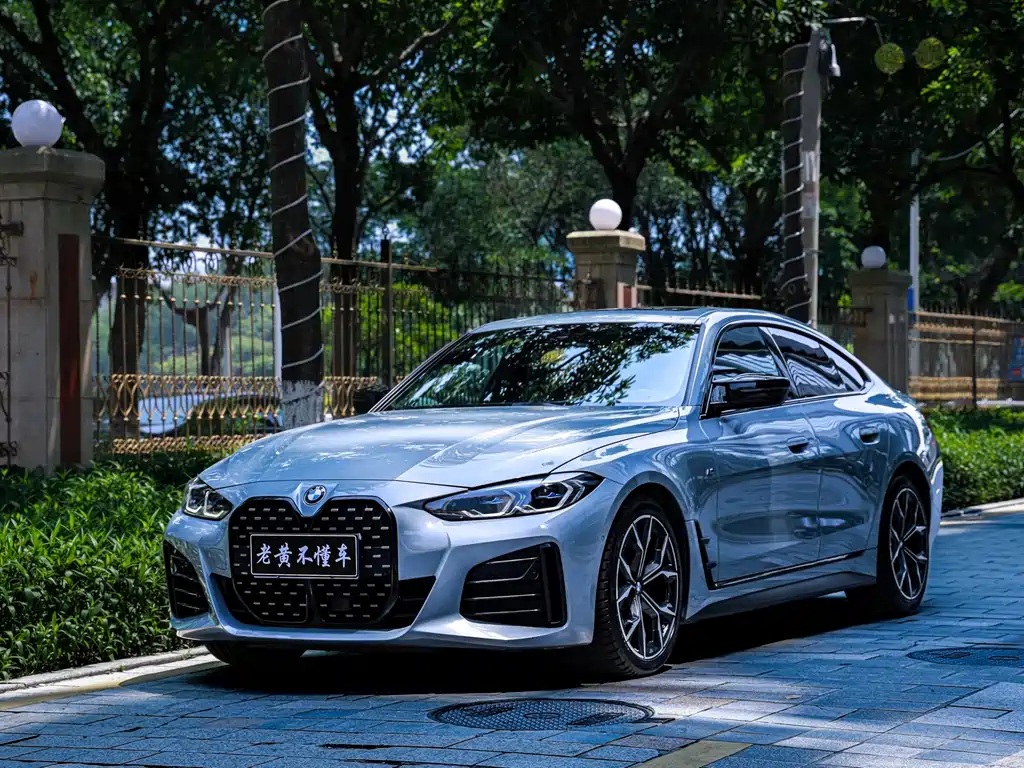 BMW 4 Series 2022 — фото 1