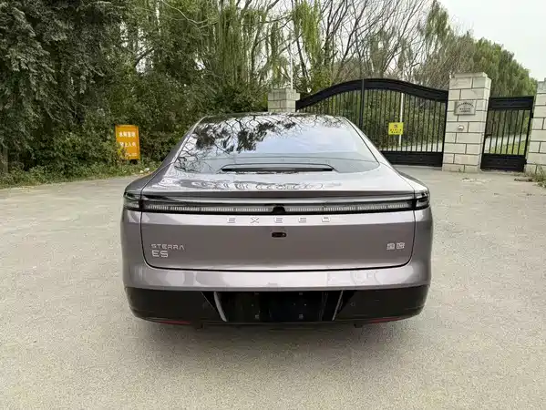 Exeed ES 2025