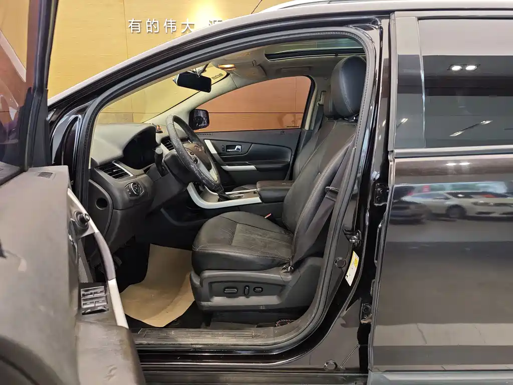 Ford Edge 2015 — фото 13