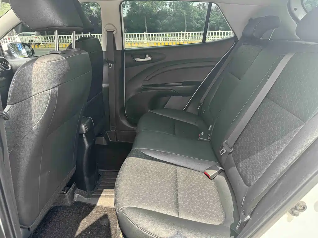 Kia KX1 2019 — фото 14