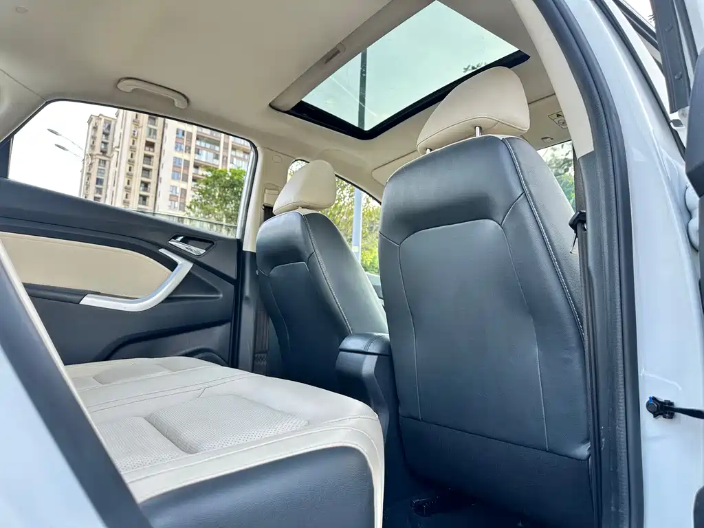 Changan V7 2015 — фото 21