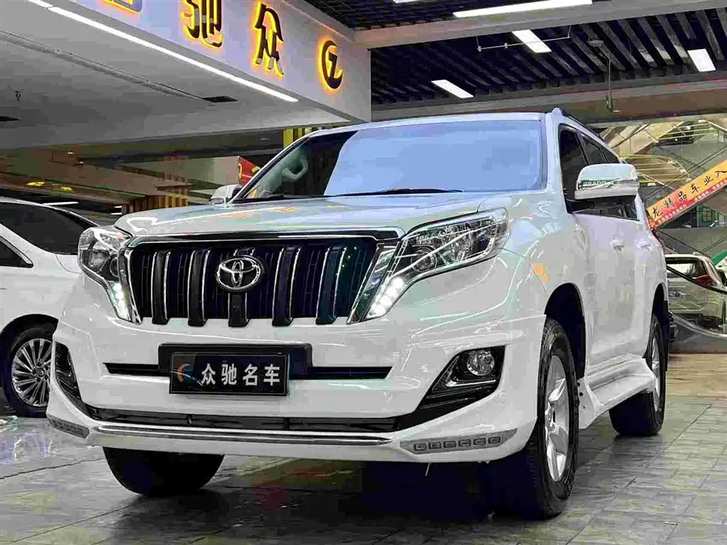 Toyota Prado 2015 — фото 3