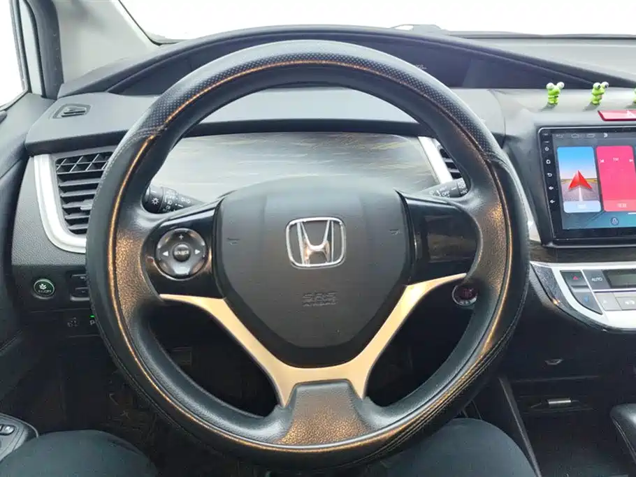 Honda Jade 2018 — фото 15