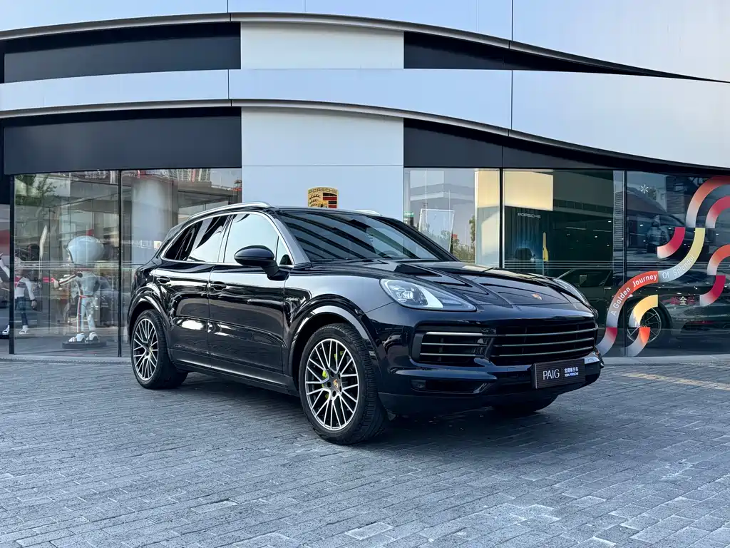 Porsche Cayenne Hybrid 2021 — фото 3