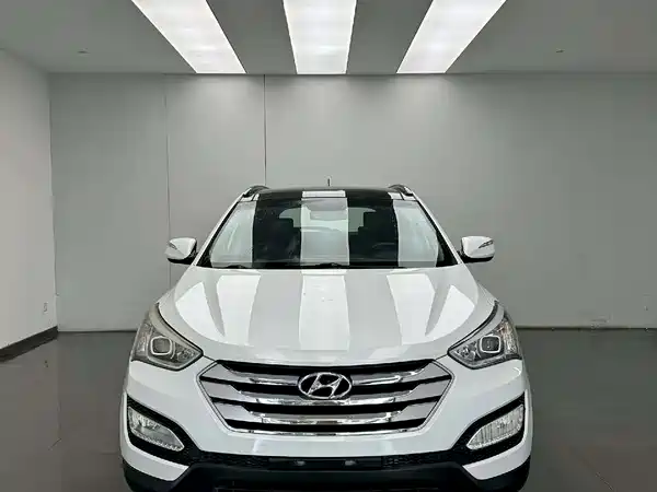 Hyundai Santa Fe 2014