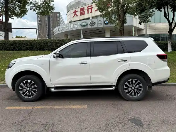 Nissan Terra 2022