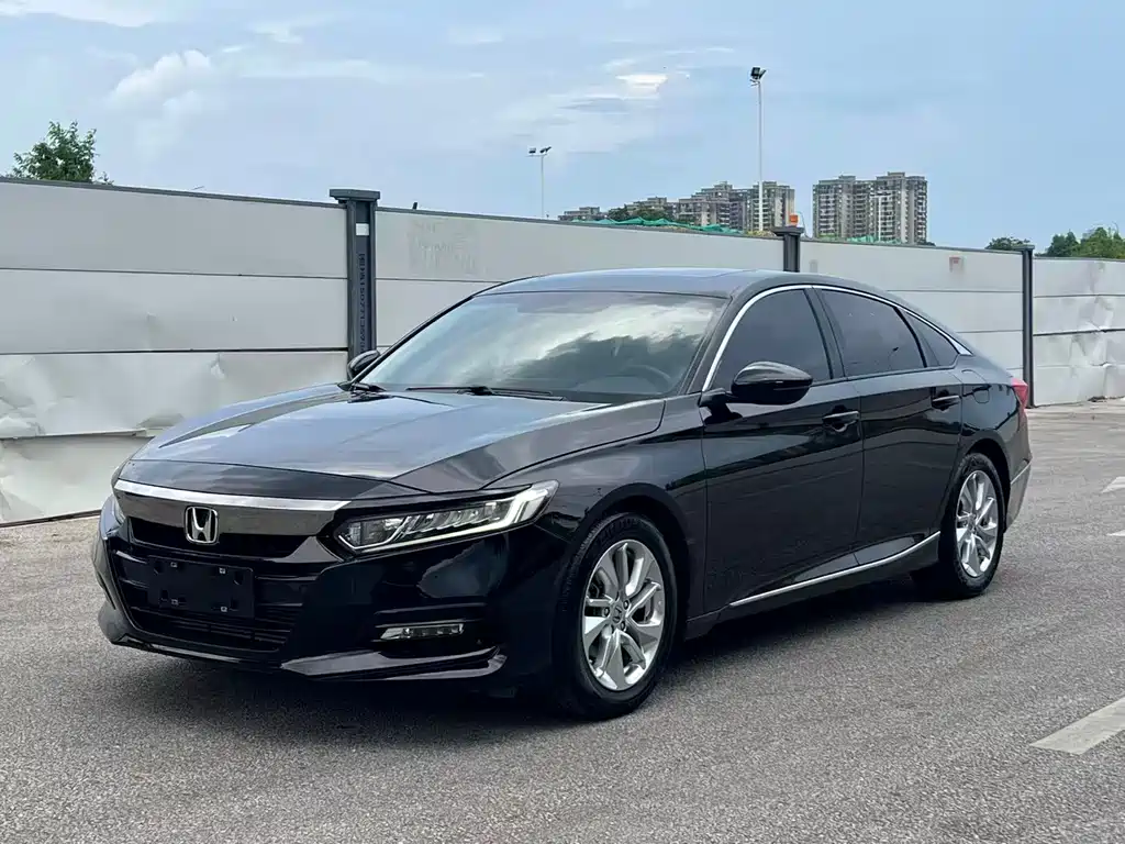 Honda Accord 2019 — фото 1
