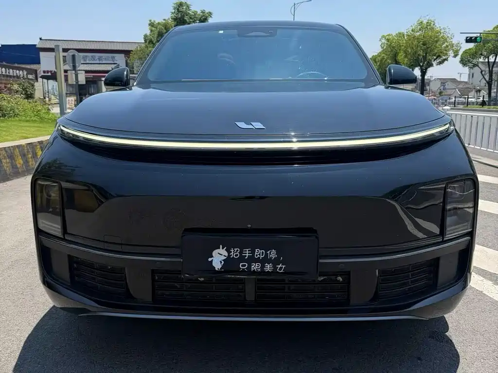 Li Auto Li L8 2023