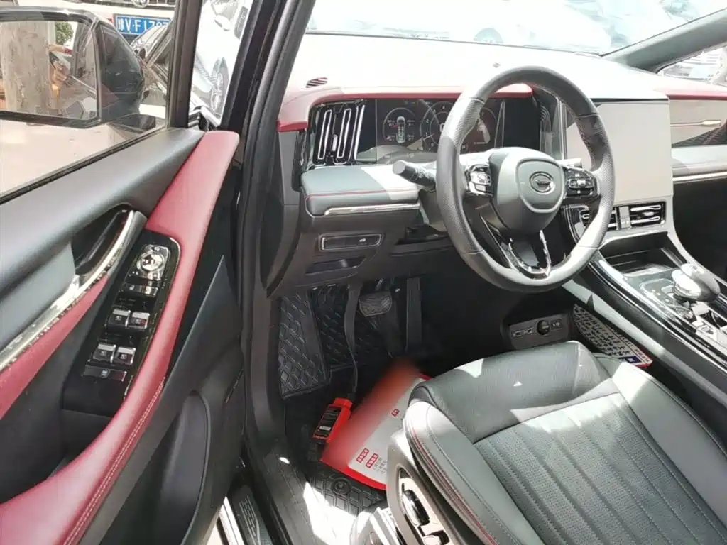 GAC Motor Trumpchi M8 2025 — фото 16