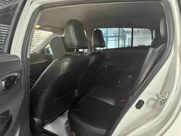 Toyota Yaris L 2022