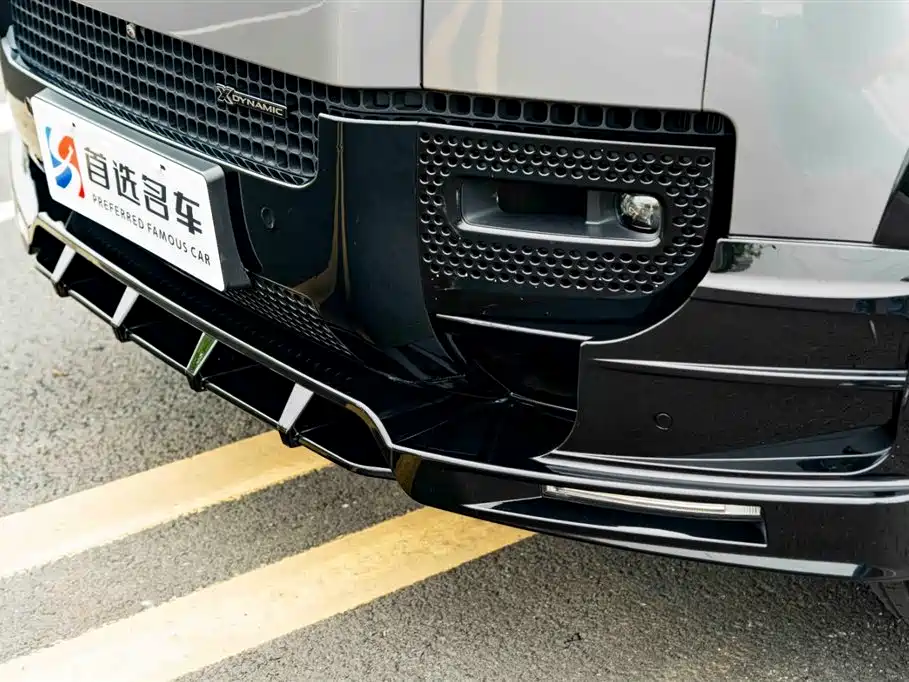 Land Rover Defender 2022 — фото 18