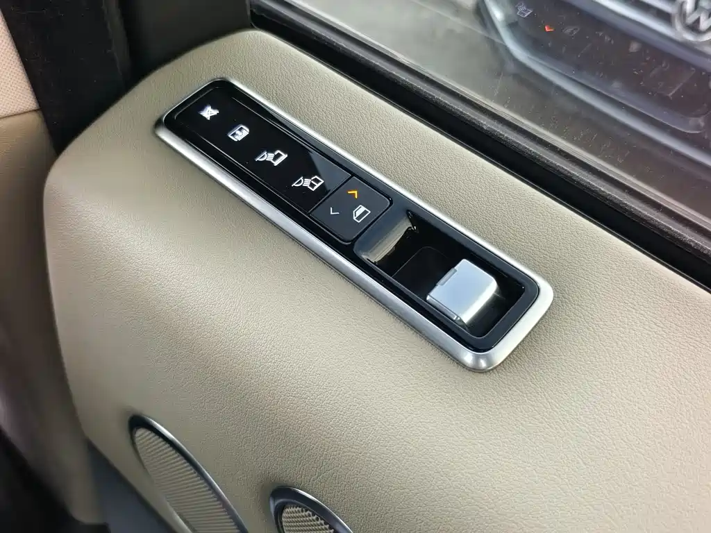 Land Rover Range Rover 2019 — фото 13