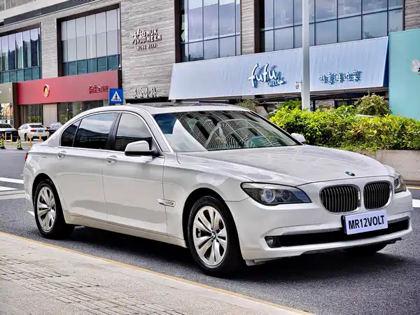 BMW 7 Series 2011