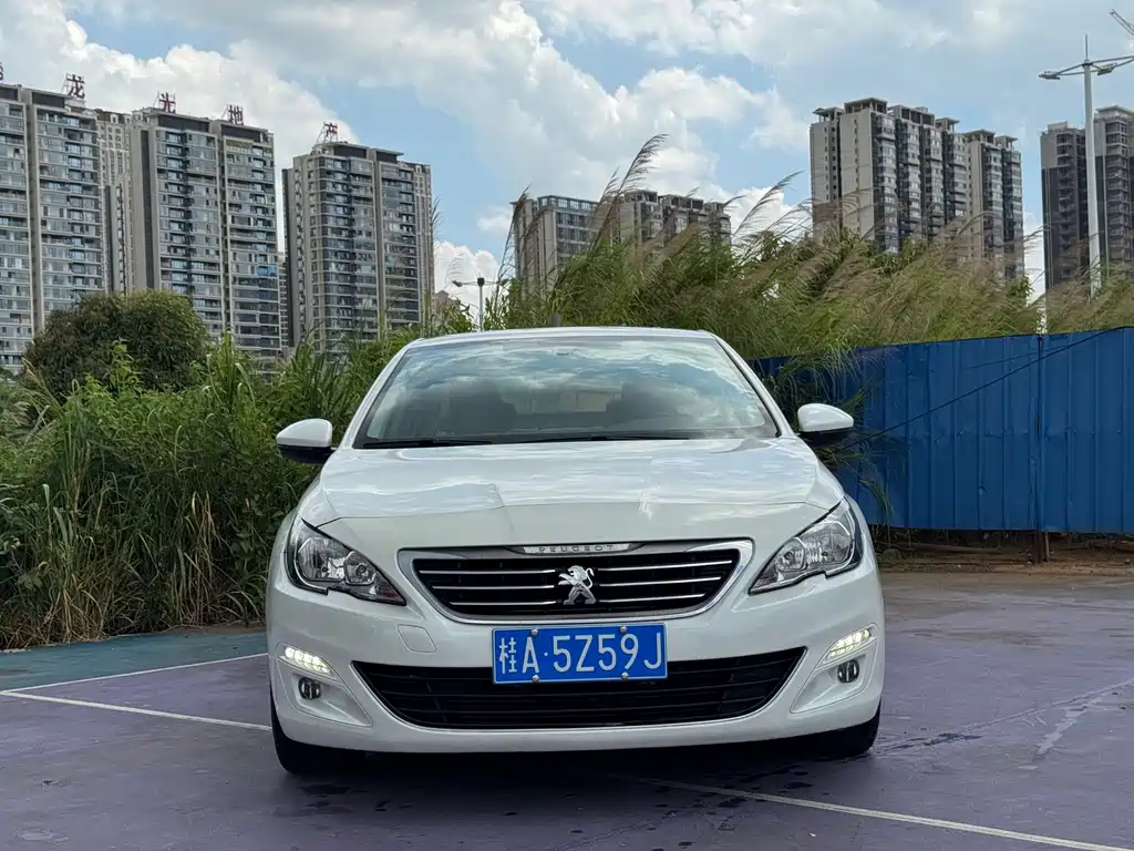 Peugeot 408 2015 — фото 2