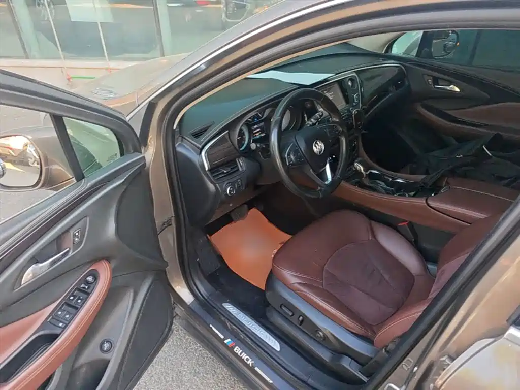 Buick Envision Plus 2017 — фото 12