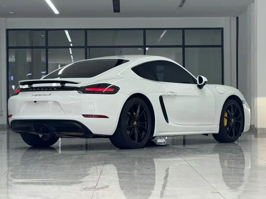 Porsche 718 2018