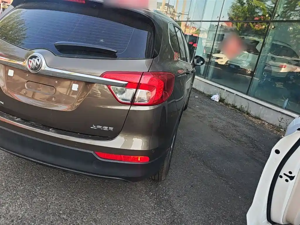 Buick Envision Plus 2017 — фото 24