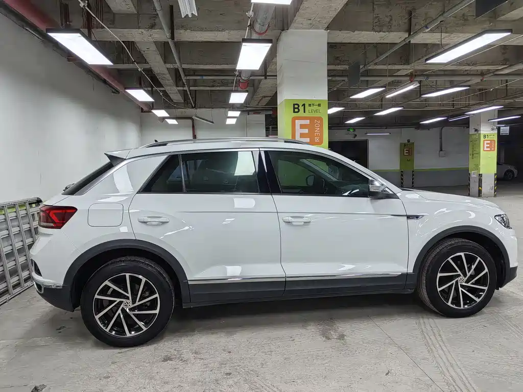 Volkswagen T-Roc 2019 — фото 15