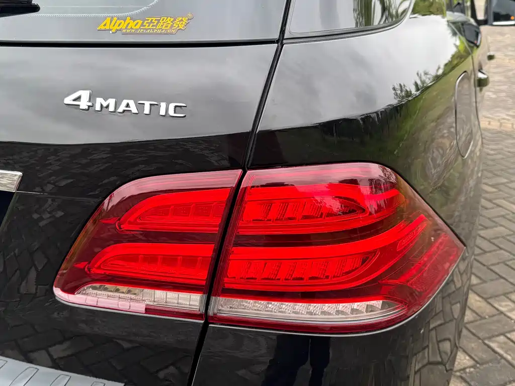Mercedes-Benz GLE 2018 — фото 24
