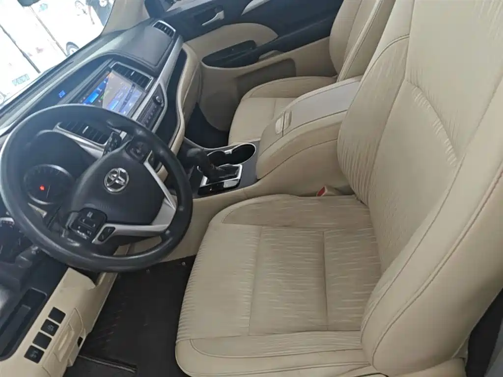Toyota Highlander 2019 — фото 15