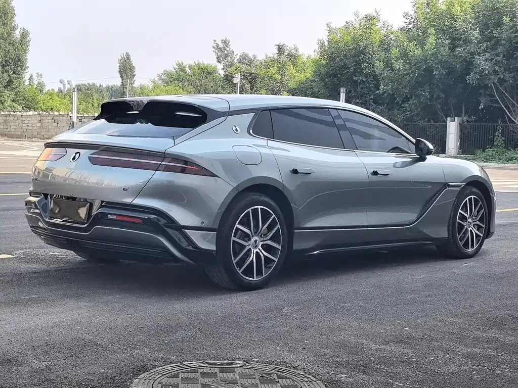Denza Z9GT 2025