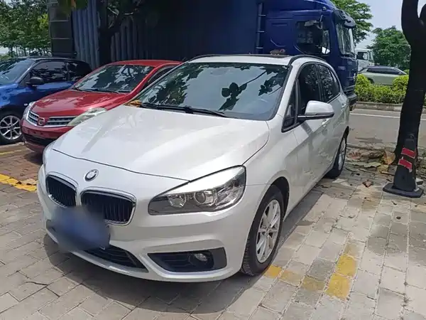 BMW 2 Series Station Wagon 2016
