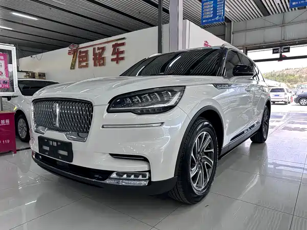 Lincoln Aviator 2023