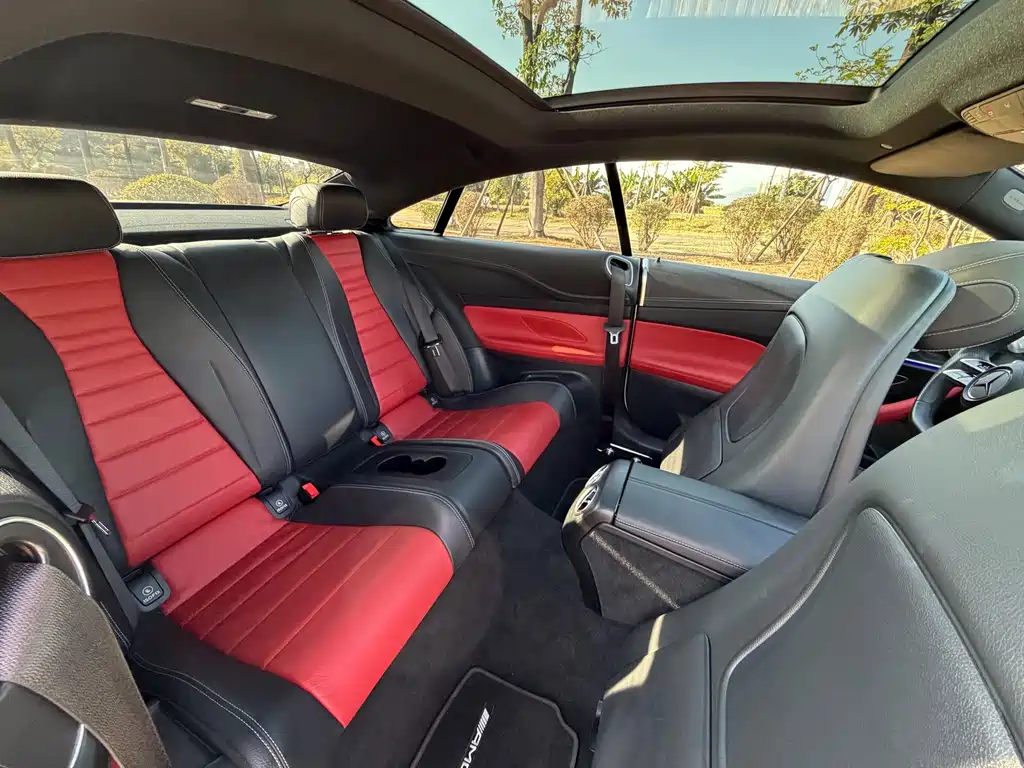Mercedes-Benz E-Class 2023 — фото 10