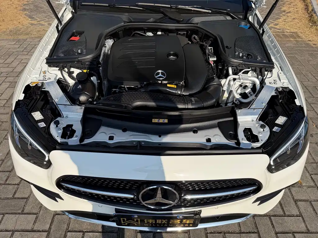 Mercedes-Benz E-Class 2023 — фото 22