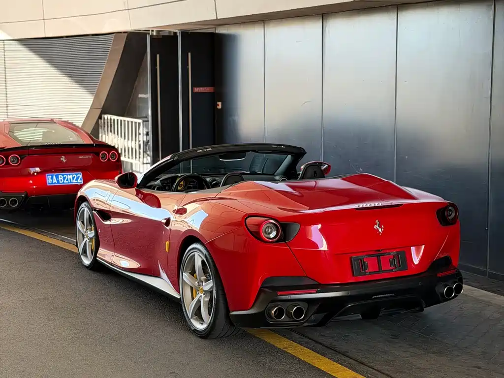 Ferrari Portofino 2019 — фото 12