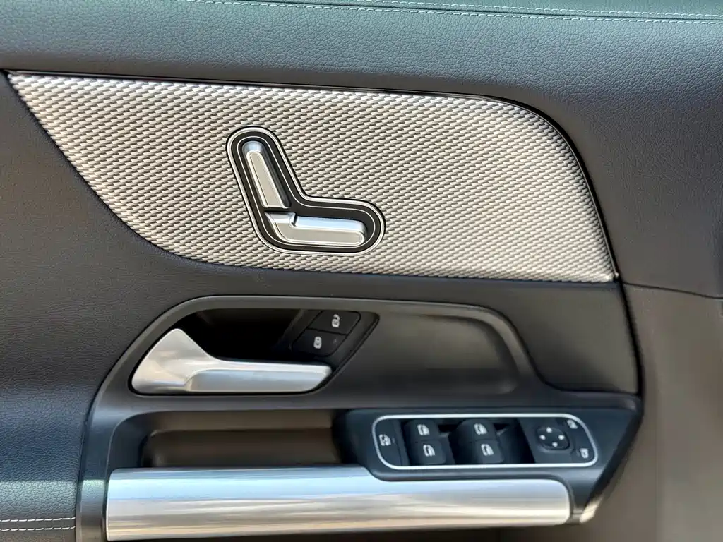 Mercedes-Benz GLA 2023 — фото 17