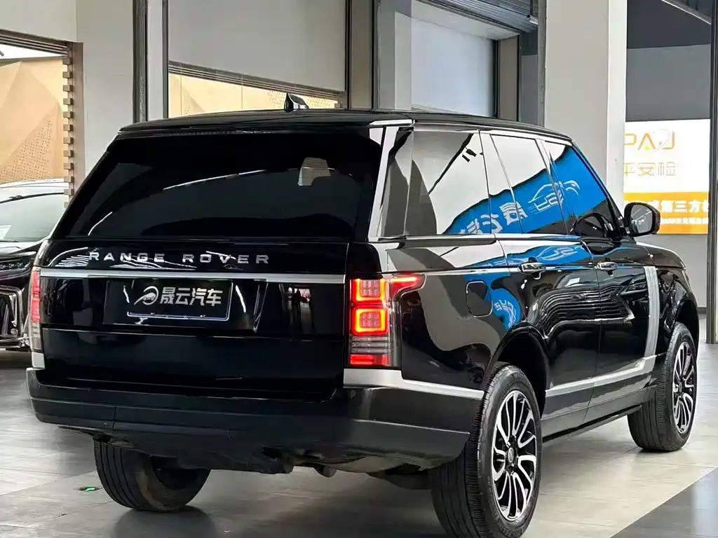 Land Rover Range Rover 2015 — фото 7
