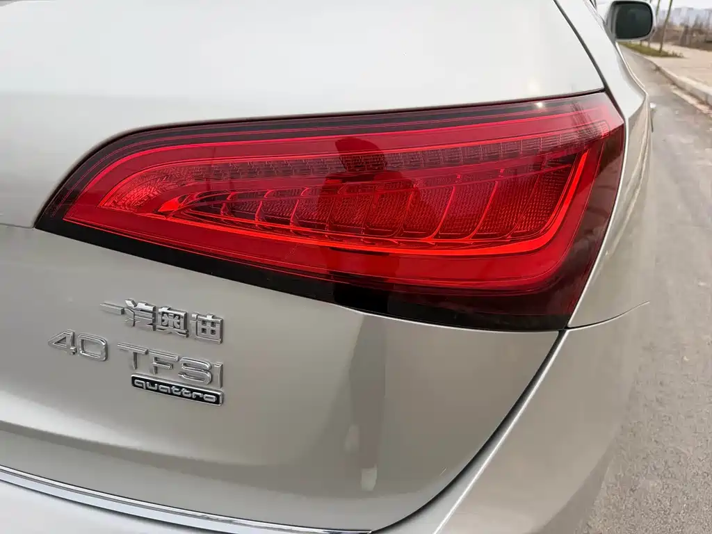 Audi Q5 2017 — фото 18